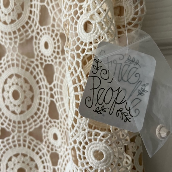 NWT Free People Ivory Lace Crochet Dress size 4 - Picture 7 of 7